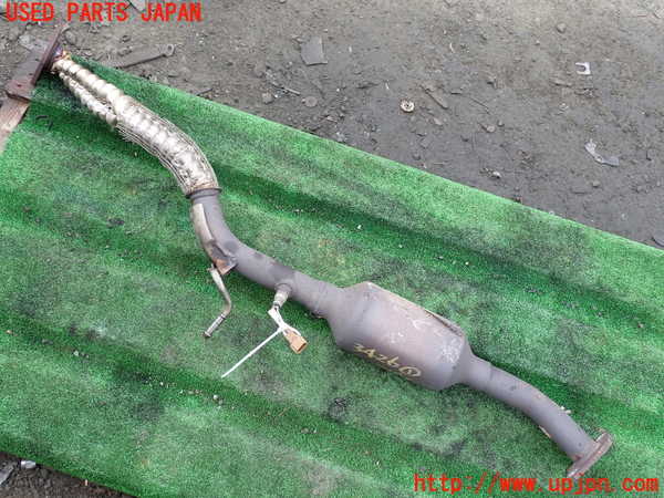 1UPJ-9234262661]セレナ e-POWER(HFC27)触媒1 中古_4