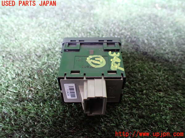 1UPJ-9234266312]セレナ e-POWER(HFC27)スイッチ7 中古_2