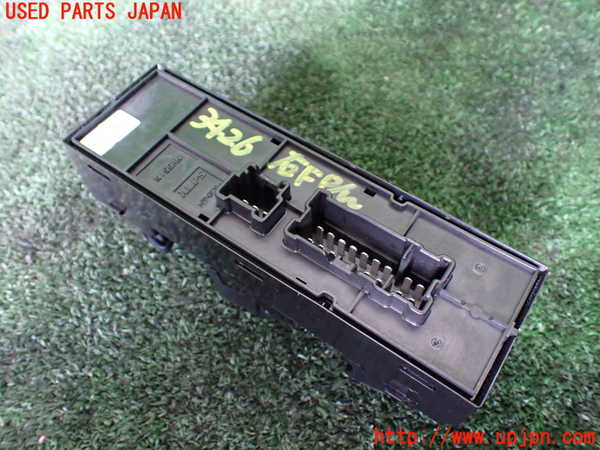 1UPJ-9234266240]セレナ e-POWER(HFC27)右前パワーウィンドウスイッチ 中古_2
