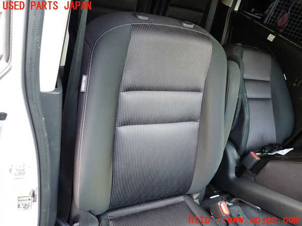 1UPJ-9234267035]セレナ e-POWER(HFC27)運転席シート 中古_2