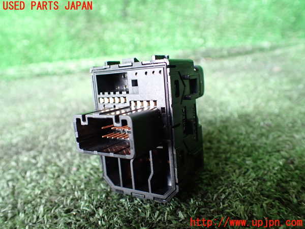 1UPJ-9234266280]セレナ e-POWER(HFC27)ミラースイッチ 中古_2