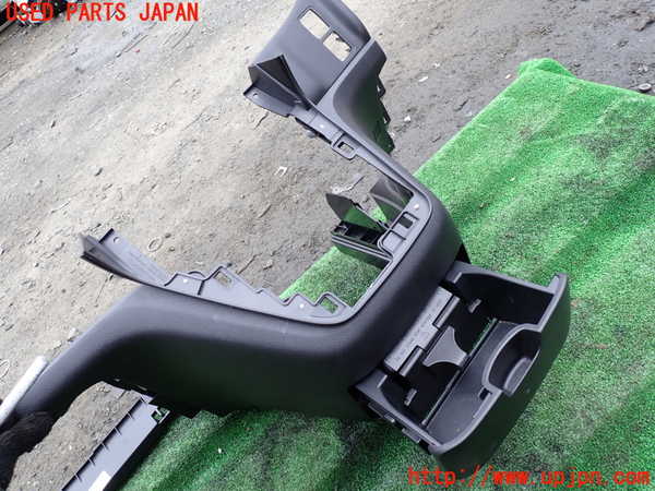 1UPJ-9234267549]セレナ e-POWER(HFC27)コンソール 中古_2