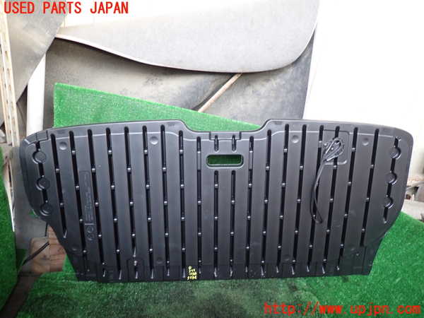 1UPJ-9234267771]セレナ e-POWER(HFC27)ラゲッジトレイ1 中古_2