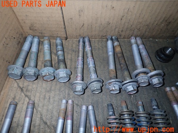 3UPJ=9234270720]ヴェルファイア ハイブリッド(ATH20W)ネジ・ナット・ステー類 セット ジャンク_2