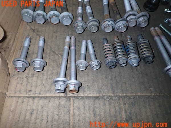 3UPJ=9234270720]ヴェルファイア ハイブリッド(ATH20W)ネジ・ナット・ステー類 セット ジャンク_3