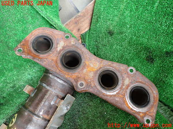 1UPJ-9234272041]ヴェルファイアハイブリッド(ATH20W)エキマニ1 触媒 マニバーター　中古_3