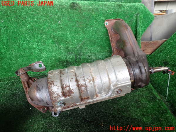 1UPJ-9234272041]ヴェルファイアハイブリッド(ATH20W)エキマニ1 触媒 マニバーター　中古_4