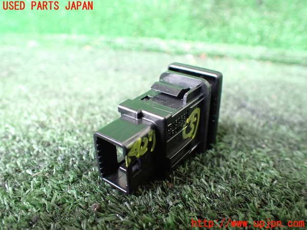 1UPJ-9234276310]ヴェルファイアハイブリッド(ATH20W)スイッチ5(車両接近警告音OFF) 中古_2