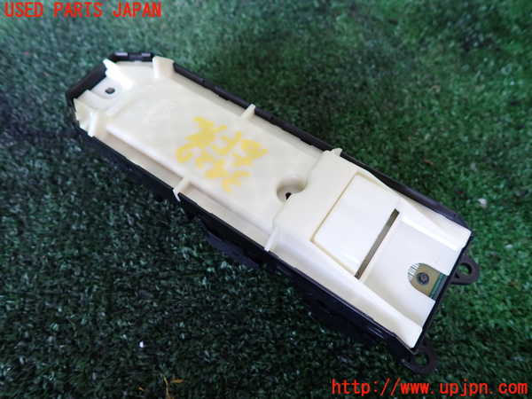 1UPJ-9234276240]ヴェルファイアハイブリッド(ATH20W)右前パワーウィンドウスイッチ 中古_2