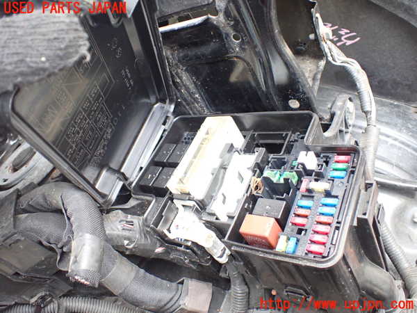 1UPJ-9234276743]ヴェルファイアハイブリッド(ATH20W)ヒューズボックス3 中古_2