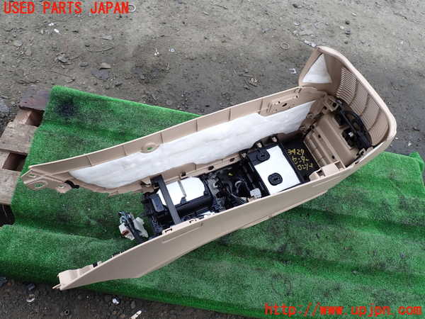 1UPJ-9234277540]ヴェルファイアハイブリッド(ATH20W)センターコンソール 中古_5
