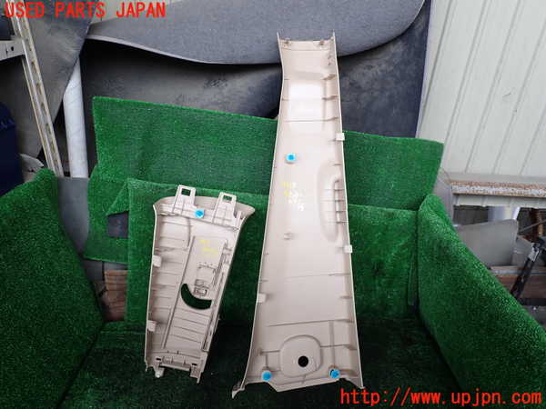 1UPJ-9234277670]ヴェルファイアハイブリッド(ATH20W)左センターピラートリム 中古_2