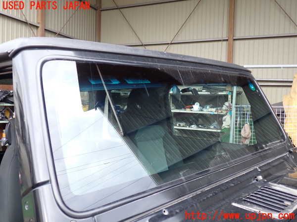 1UPJ-9234281195]ジープ・ラングラー(TJ40S)フロントガラス 中古(43R-001566 M848)_2