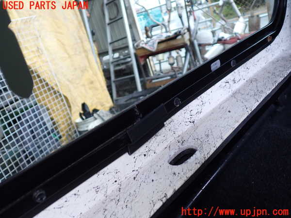 1UPJ-9234281382]ジープ・ラングラー(TJ40S)左クォーターガラス 中古(M7)_3