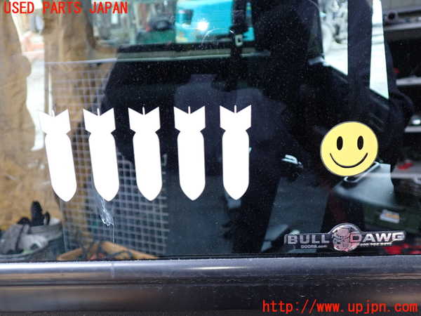 1UPJ-9234281382]ジープ・ラングラー(TJ40S)左クォーターガラス 中古(M7)_4