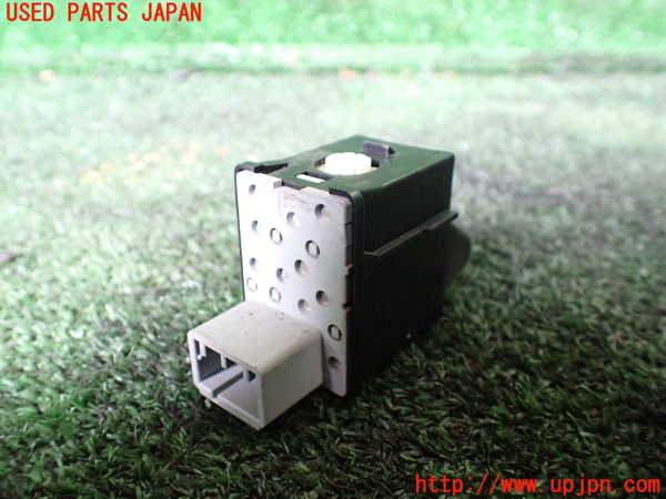 1UPJ-9234286300]ジープ・ラングラー(TJ40S)デフォッガースイッチ 中古_2