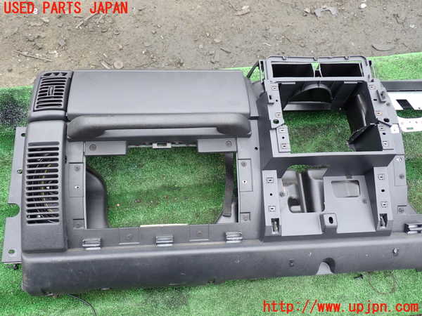 1UPJ-9234287505]ジープ・ラングラー(TJ40S)ダッシュボード 中古_3
