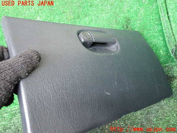 1UPJ-9234287516]ジープ・ラングラー(TJ40S)グローブボックス1 中古_2
