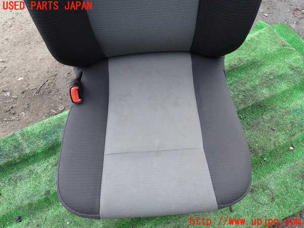 1UPJ-9234287065]ジープ・ラングラー(TJ40S)助手席シート 中古_3