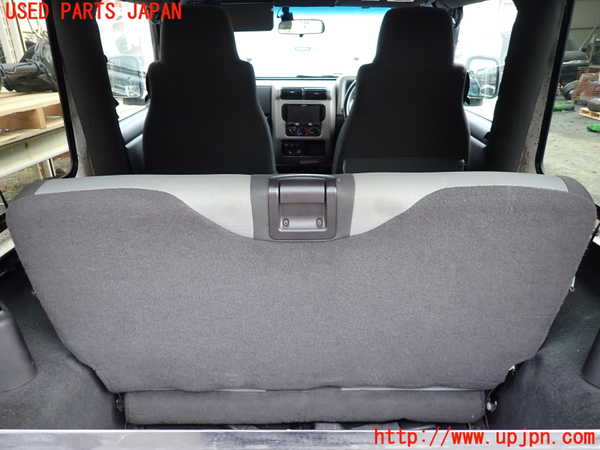 1UPJ-9234287385]ジープ・ラングラー(TJ40S)リアシート 中古_4