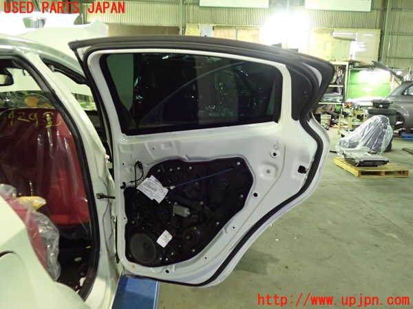 1UPJ-9234291290]アルファロメオ・ジュリエッタ(940141)右後ドア 中古_3
