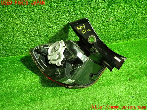 1UPJ-9234291530]アルファロメオ・ジュリエッタ(940141)右テールランプ 中古_3