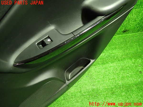 1UPJ-9234291294]アルファロメオ・ジュリエッタ(940141)右後ドア内張り 中古_3