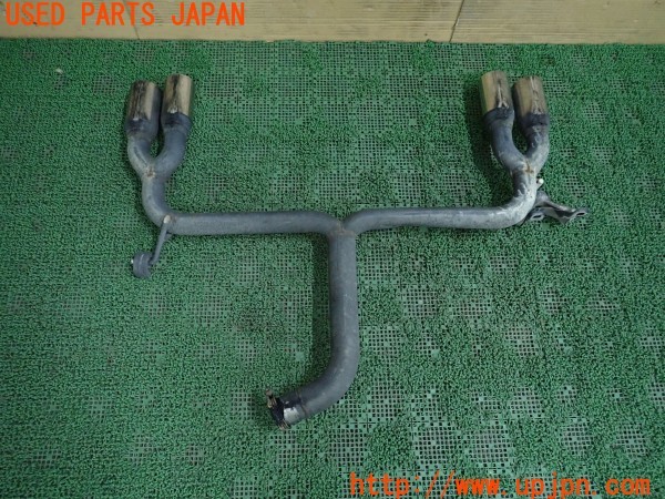 3UPJ=9234300152]VW ゴルフトゥーラン TSI ハイライン(1TBLG)社外 リアマフラー 中古_3