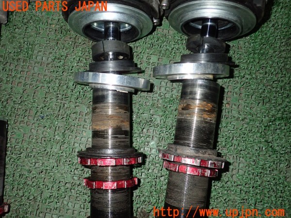 3UPJ=9234300440]VW ゴルフトゥーラン TSI ハイライン(1TBLG)LARGUS ラルグス 車高調 全長調整式 1台分 中古_4