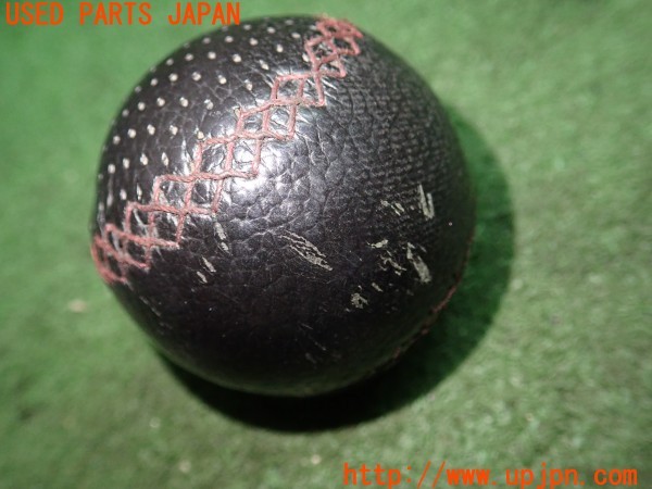 3UPJ=9234300614]VW ゴルフトゥーラン TSI ハイライン(1TBLG)社外 シフトノブ 中古_4