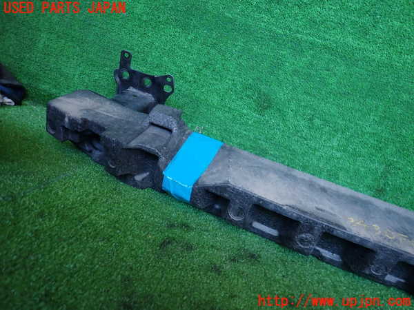 2UPJ-9234301014]VW ゴルフ トゥーラン(1TBLG)フロントバンパーホースメント 中古_2