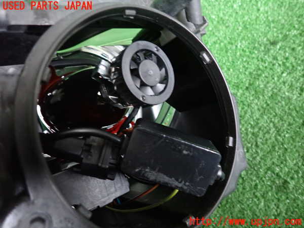 2UPJ-9234301130]VW ゴルフ トゥーラン(1TBLG)右ヘッドライト LED 中古_3