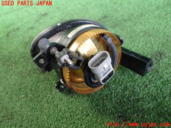 2UPJ-9234301182]VW ゴルフ トゥーラン(1TBLG)左フォグ 中古_3