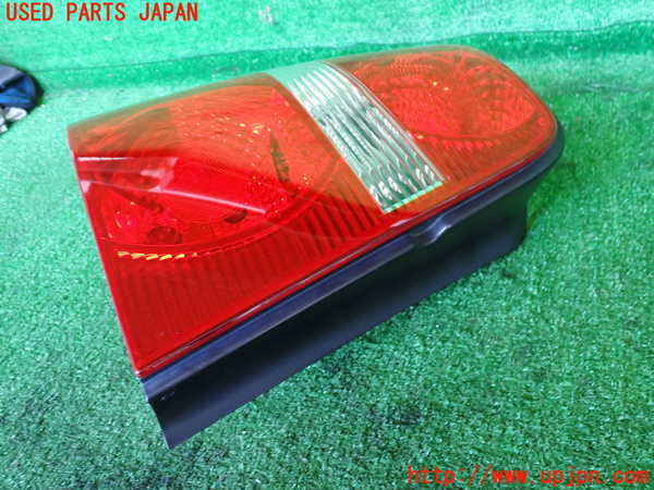 2UPJ-9234301536]VW ゴルフ トゥーラン(1TBLG)左テールランプ 中古_2