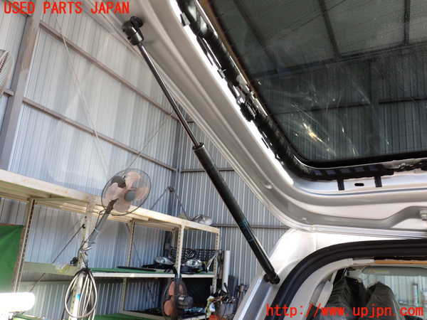 2UPJ-9234301584]VW ゴルフ トゥーラン(1TBLG)リアゲートダンパー 中古_2