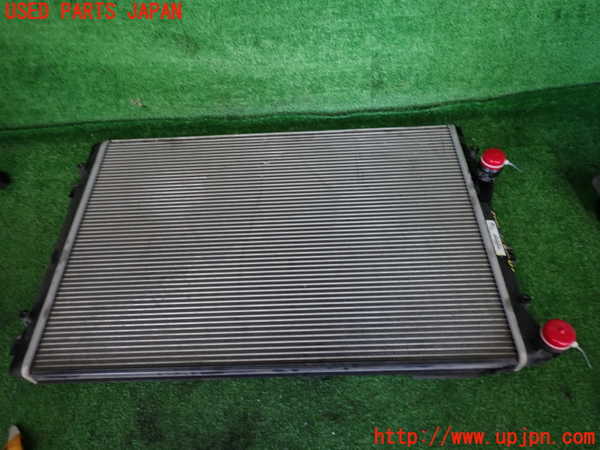 2UPJ-9234302321]VW ゴルフ トゥーラン(1TBLG)ラジエーター1 中古_3
