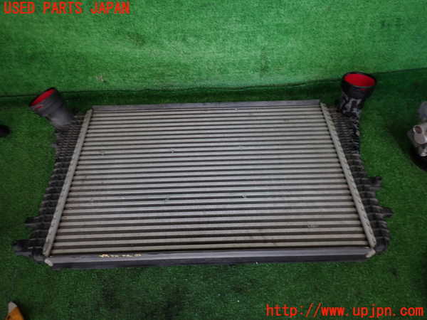2UPJ-9234302451]VW ゴルフ トゥーラン(1TBLG)インタークーラー1 中古_2