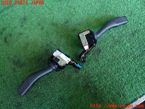 2UPJ-9234306720]VW ゴルフ トゥーラン(1TBLG)コンビネーションスイッチ 中古_4