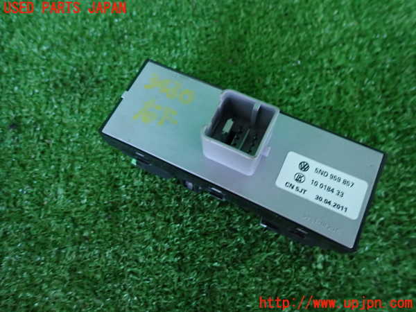 2UPJ-9234306240]VW ゴルフ トゥーラン(1TBLG)右前パワーウィンドウスイッチ 中古_2