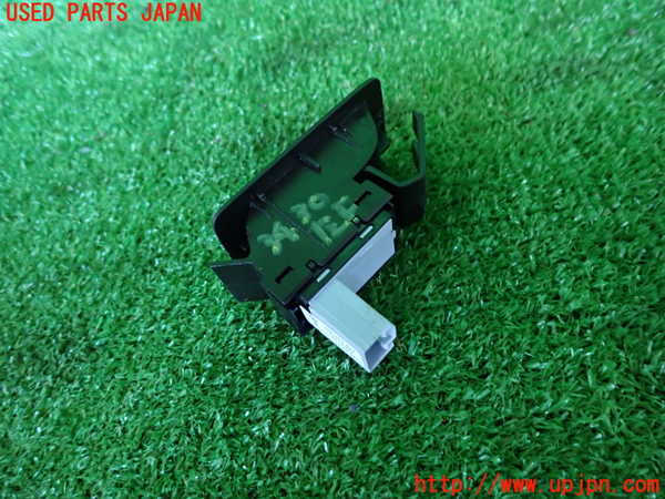 2UPJ-9234306245]VW ゴルフ トゥーラン(1TBLG)左前パワーウィンドウスイッチ 中古_2