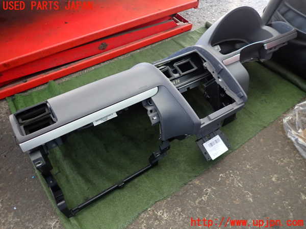2UPJ-9234307505]VW ゴルフ トゥーラン(1TBLG)ダッシュボード 中古_3