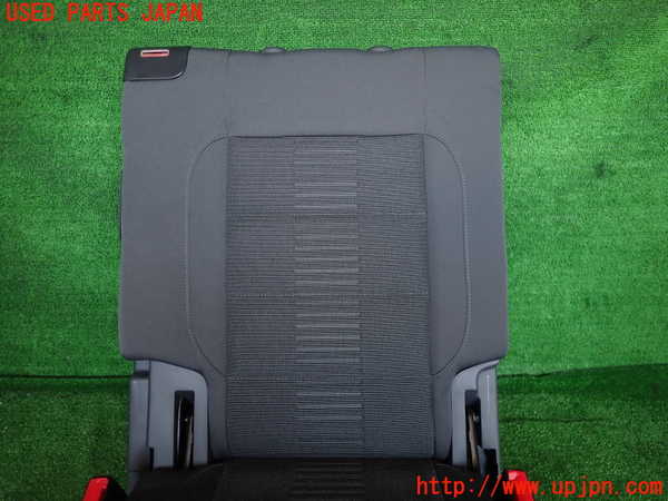 2UPJ-9234307235]VW ゴルフ トゥーラン(1TBLG)右3列目シート 中古_2