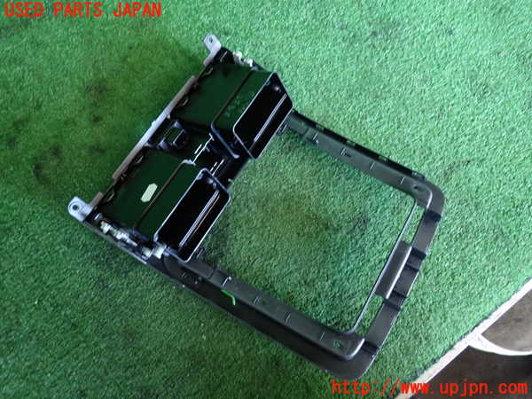 2UPJ-9234307526]VW ゴルフ トゥーラン(1TBLG)エアコン吹き出し口1 中古_2