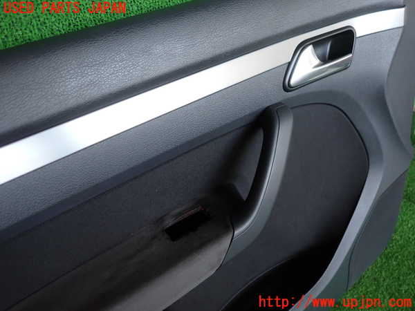 2UPJ-9234301264]VW ゴルフ トゥーラン(1TBLG)左前ドア内張り 中古_2