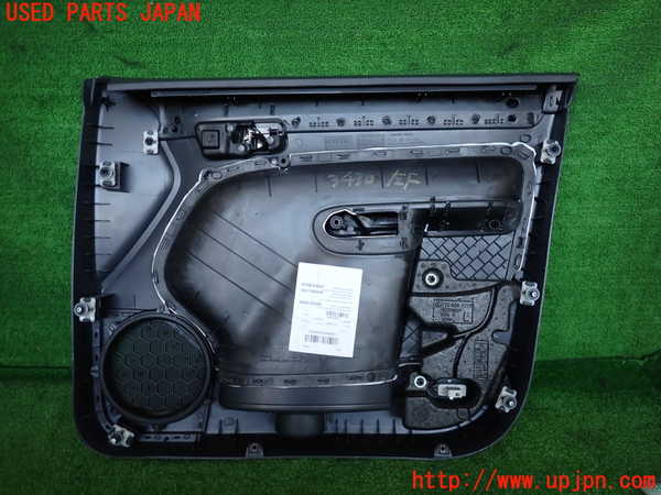 2UPJ-9234301264]VW ゴルフ トゥーラン(1TBLG)左前ドア内張り 中古_3