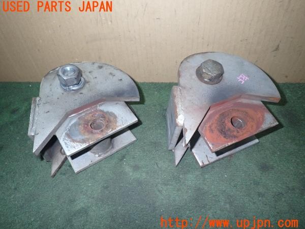 3UPJ=9234320414]ランドクルーザー VXリミテッド(FZJ80G)中期 リーディングアームアダウンブラケット リフトアップ 中古_2