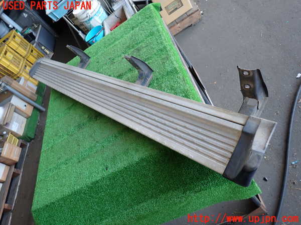 2UPJ-9234321392]ランクル80系(FZJ80G)左サイドステップ 中古_3