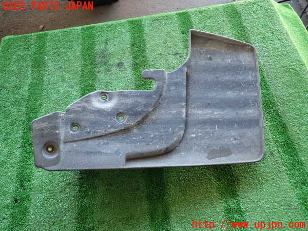 2UPJ-9234321454]ランクル80系(FZJ80G)右リアマッドガード(泥除け) 中古_3
