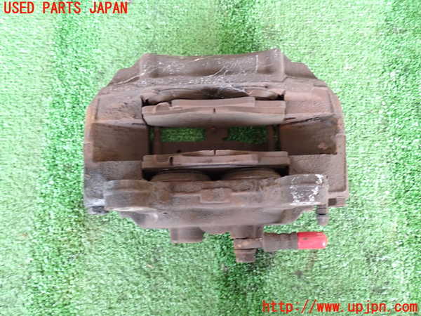 2UPJ-9234324080]ランクル80系(FZJ80G)右フロントキャリパー 中古_2