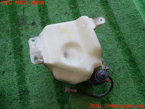 2UPJ-9234326791]ランクル80系(FZJ80G)ウォッシャータンク1 中古_3